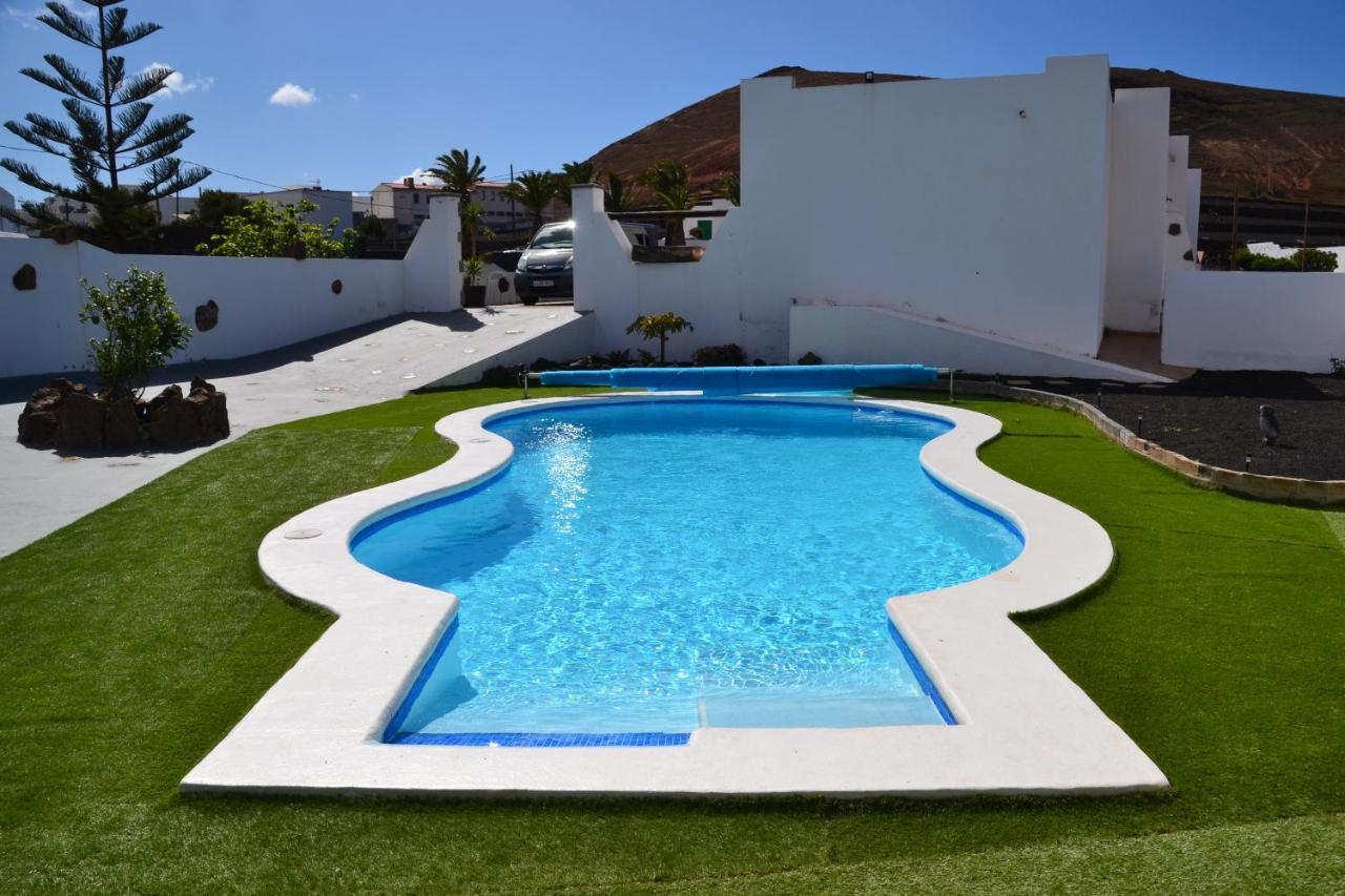 Villa Eva Tinajo Exterior photo