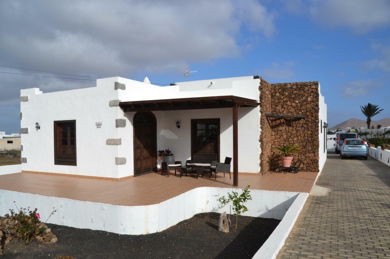 Villa Eva Tinajo Exterior photo